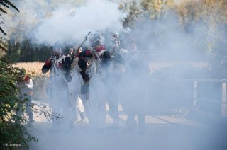 Reconstitution historique de la période napoléonienne à Vourey en Isère. Affrontement entre une troupe napoléonienne et les royalistes