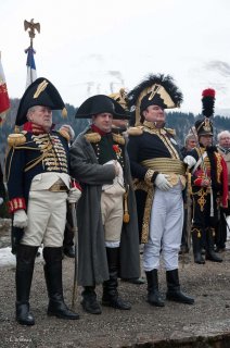 Laffrey. Commémoration du 7 mars à la prairie de la rencontre. Napoléon et ses généraux