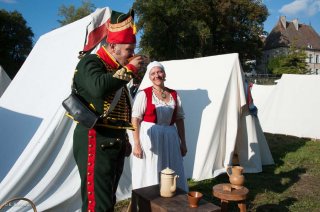 Reconstitution d'un bivouac des troupes napoléoniennes au château du Passage en Isère