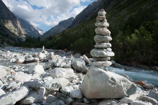 Cairns sur le Vénéon à la Bérarde