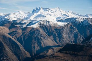 Le plateau d'Emparis et les Aiguilles d'Arves en arrière plan