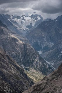 Haute vallée du Vénéon, au fond le glacier de la Pilatte