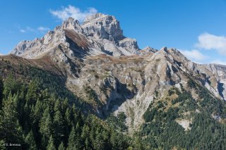 La Grande Tête de l'Obiou vue depuis le départ de la voie normale 