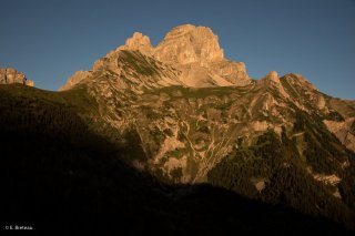 L'Obiou vu depuis le parking de la voie normale. Isère 