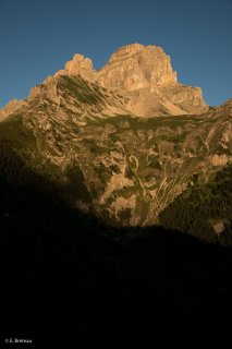 L'Obiou vu depuis le parking de la voie normale. Isère 