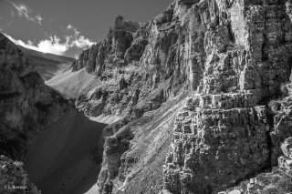 Massif de l'Obiou. La combe de la Fuvelle