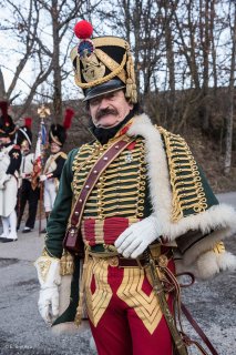 Hussard de l'armée napoléonienne. Reconstitution historique à la Prairie de la Rencontre à Laffrey (Isère).