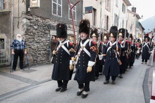 Défilé à Vizille (Isère). Reconstitution historique pour le bicentenaire de la remontée de Napoléon et de sa troupe de l'Ile d'Elbe.