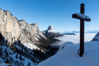 Le mont Aiguille vu depuis le Pas de l'Aiguille