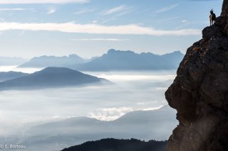 étagne dans le Vercors et l'Obiou en arrière-plan