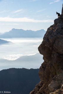 étagne dans le Vercors et l'Obiou en arrière-plan