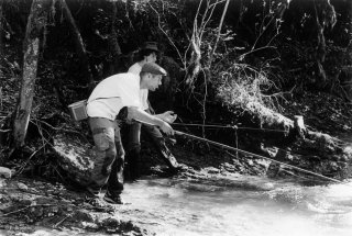 Rémi et Max à la pêche à la truite