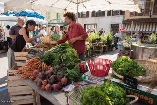 Marché de Mens, la Ferme du Margaroux, maraîchers bio à Prébois
