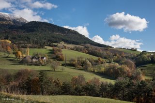 Ferme dans les environs de Mens. Trièves, Isère