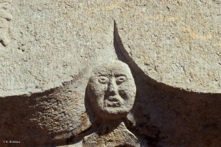 Détail d'un linteau de porte à Gresse en Vercors